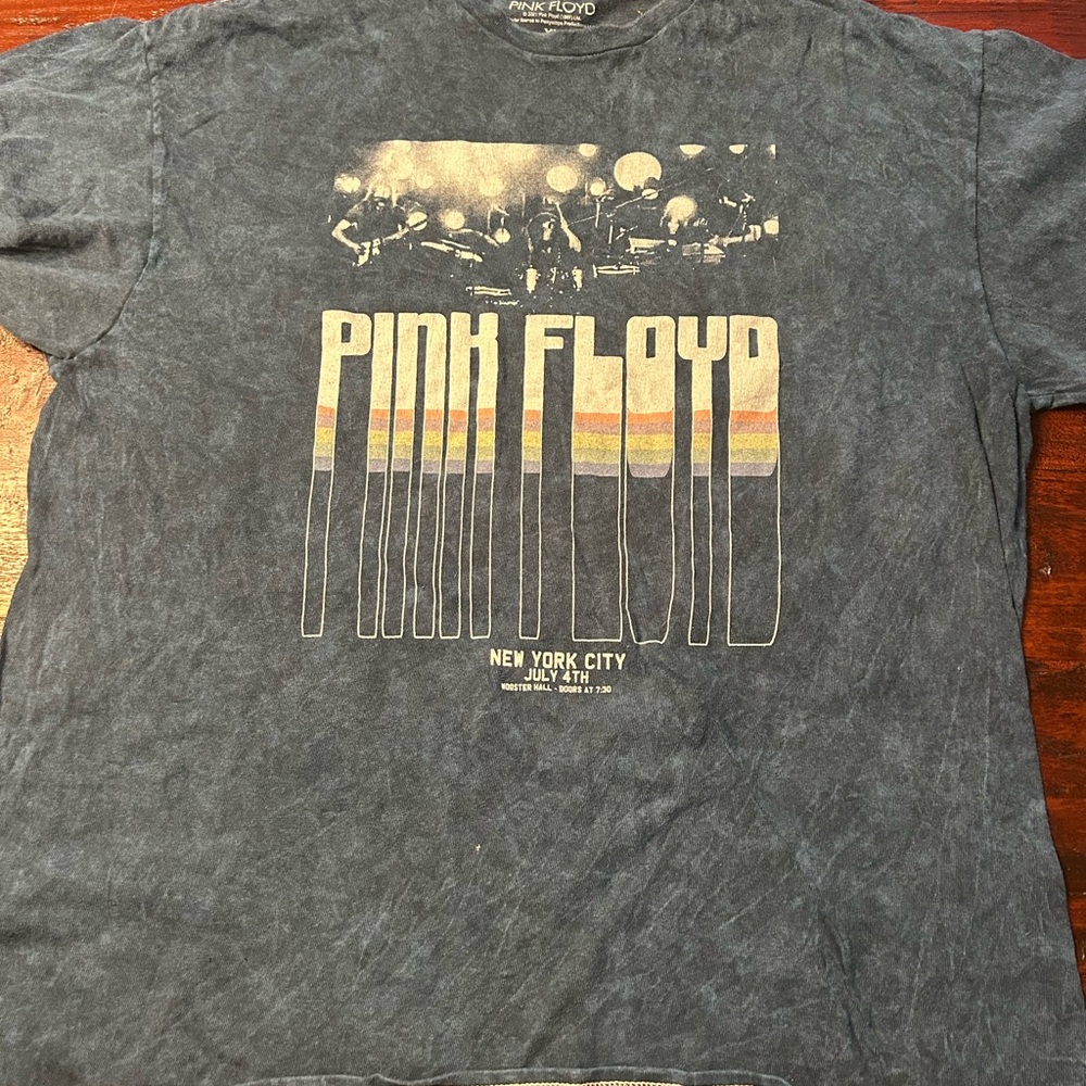 Pink Floyd Gray Graphic Tee
